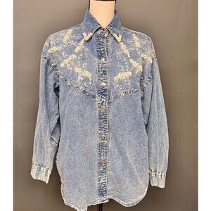 vintage women's bedazzled western button down acid wash chambray denim shirt M